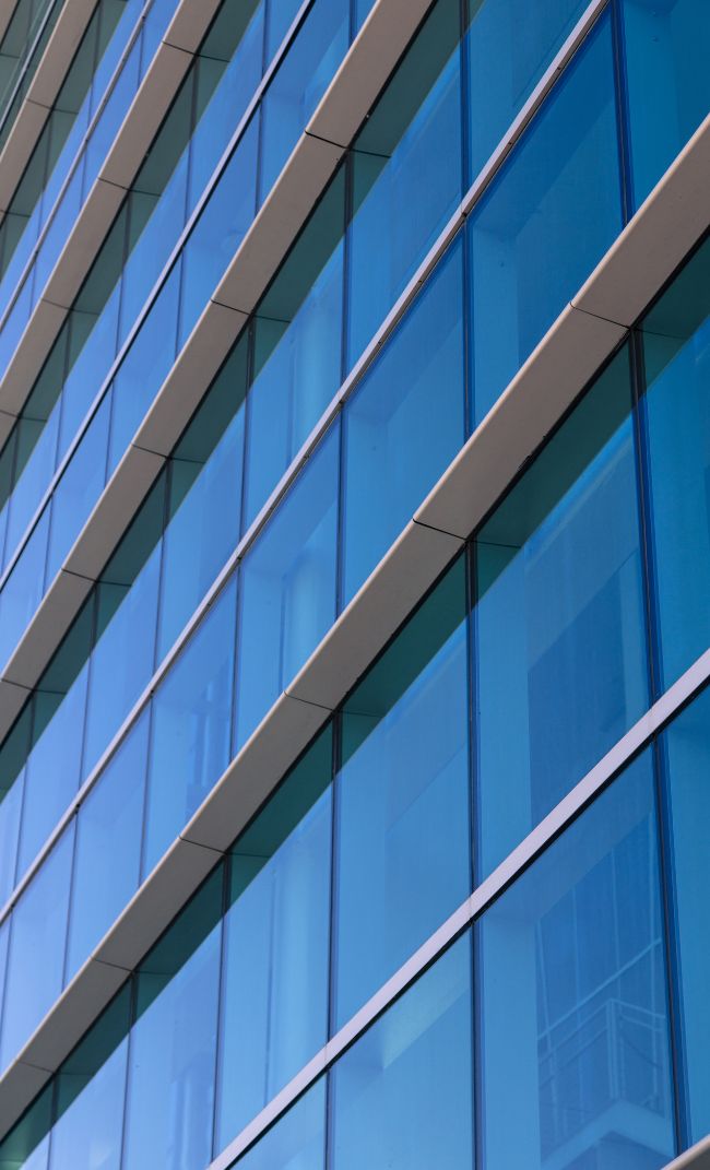 fachada de vidro em Santa Maria